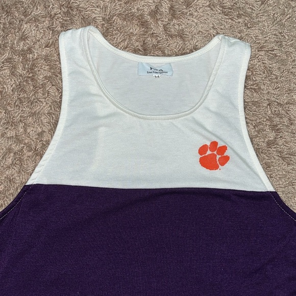 NWOT Clemson sleeveless boutique blouse - Picture 3 of 6